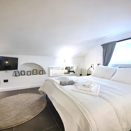 Hostdomus - La Marmora * Turin