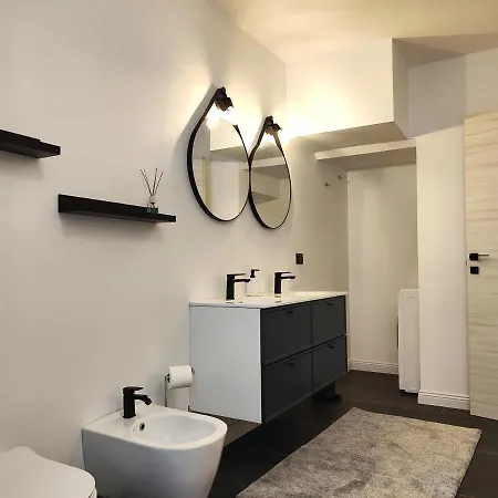 Apartment Hostdomus - La Marmora Turin