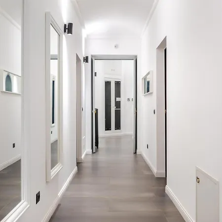 Hostdomus - La Marmora * Turin