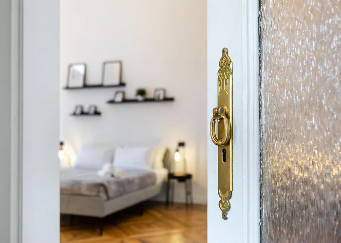 Hostdomus - La Marmora Turin