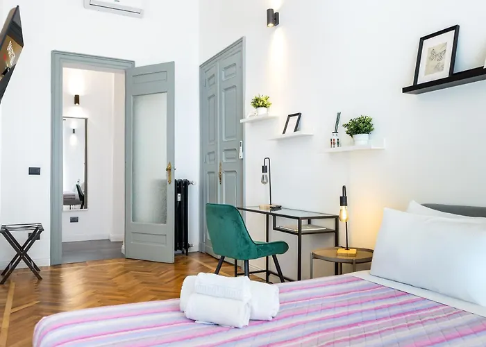 Hostdomus - La Marmora Apartment Turin