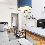 Hostdomus - La Marmora * Torino