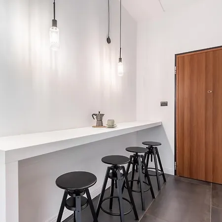 Hostdomus - La Marmora Appartement *