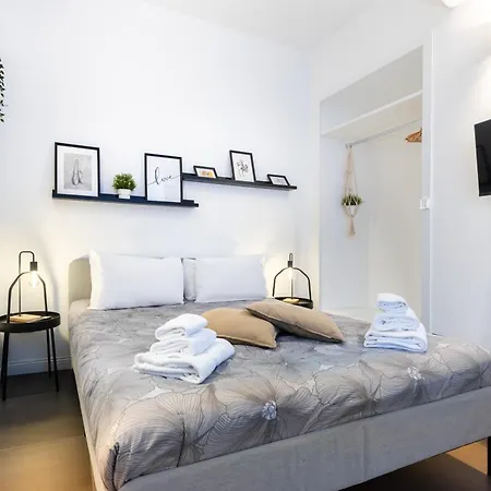 Hostdomus - La Marmora * Turin