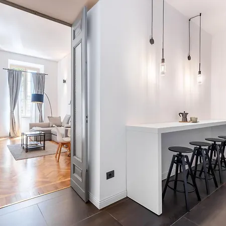 Hostdomus - La Marmora Apartment