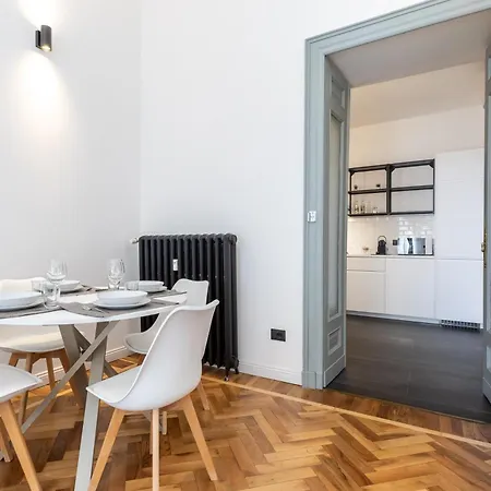 Apartment Hostdomus - La Marmora